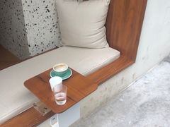 -Line 咖啡(石厦花园店)