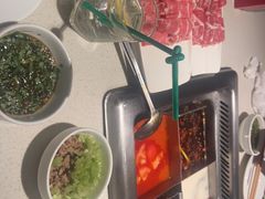 -海底捞火锅鲜切牛肉主题店(长寿路店)