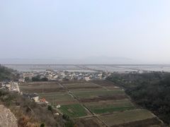 -伍山海滨石窟