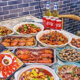 确实是广州前三的小龙虾！！肉比手掌还大个