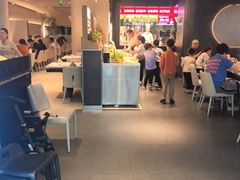 -左庭右院鲜牛肉火锅(金山万达店)