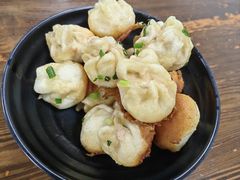 特色葱煎包-赵宝美煎包店