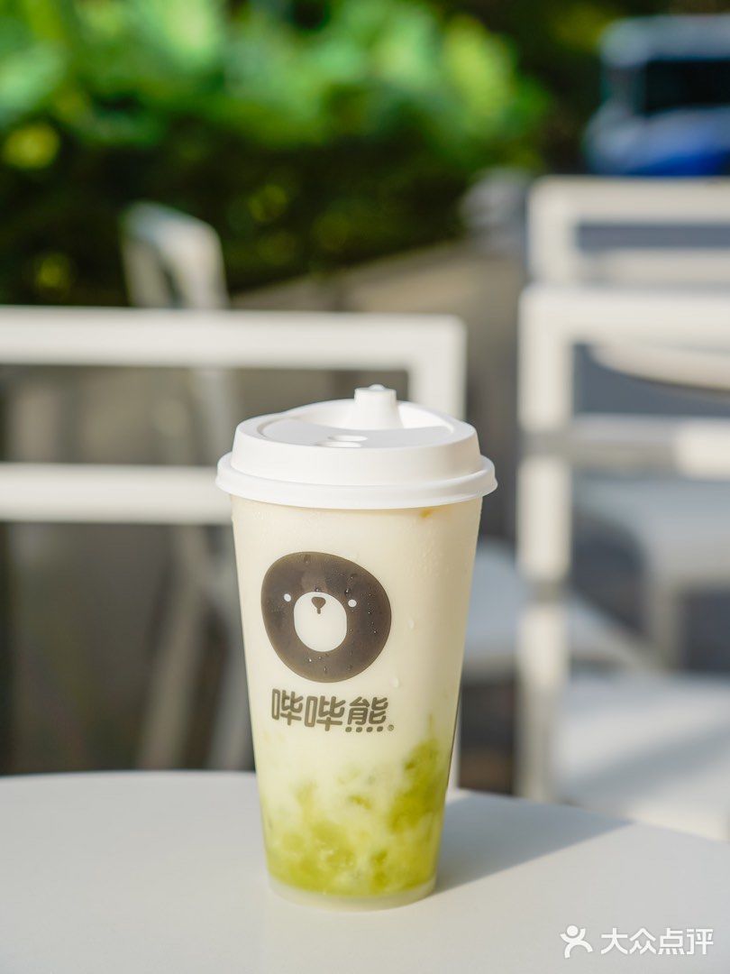 夏日限定!哔哔熊首创水果豆乳茶系列,势必抢占夏天奶茶风向标!