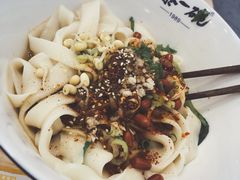 经典油泼面-黎一碗大碗手工面(城市立方店)