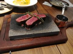 -Erman岩烧牛排(虹桥南丰城店)