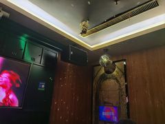 -嗨度KTV(万达店)