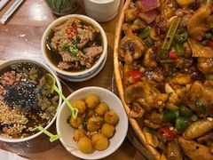 -炉小二铜锅牛蛙•川湘菜(三里屯店)