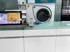-福奈特洗衣洗鞋(宝山一二八纪念路店)