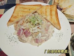 奶油蘑菇培根意面-遇见西木美式餐厅(体育路店)