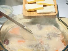 荆州鱼糕-云晓仙腊味汤煲(商鼎路店)
