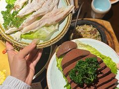 -居石捞·潮汕卤水火锅(南国明珠店)