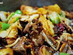 -老钟家烤羊排·敦伊阁清真餐厅胡羊焖饼