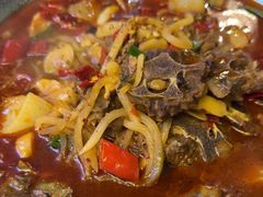 秘制羊蝎子-唐人街干锅烧烤