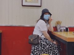 大堂-门框胡同百年卤煮(新街口店)