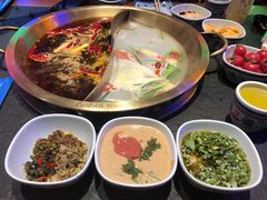 麻辣鸳鸯锅-来涮蜀鲜货火锅串串香(菜市口店)