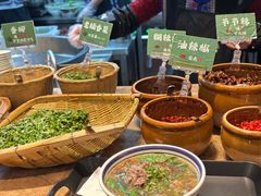 -云阿蛮云南生烫牛肉米线(奉贤路店)