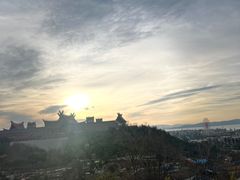 -七彩云南古滇温泉山庄