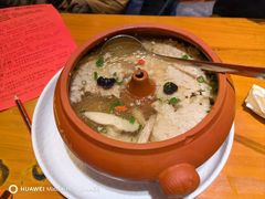 汽锅菌子肉饼-老滇山寨•云南特色菜•地方菜•民族风情歌舞表演(金碧店)