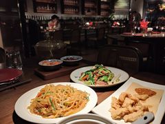 -肆海小川菜酒馆Wine Bistro (青年路店)