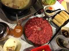 -鲜入围煮花胶鸡海鲜火锅
