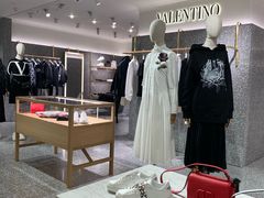 -文艺复兴百货(米兰大教堂广场店)