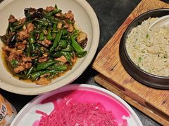 -南海底小海鲜·湘菜(鲁巷吴家湾店)