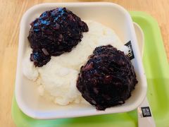 海底椰白雪黑糯米甜甜-满记甜品(荟聚购物中心店)