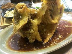 -泉畔人家·老济南经典鲁菜(大明湖店)