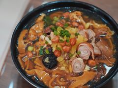 -阿芬卤面(花巷店)
