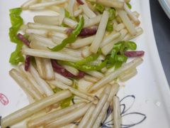 -蔼若春.传承三十年云南菜(金碧公园店)