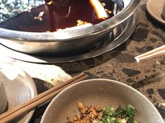 -肖肖酸萝卜鱼火锅(总店)