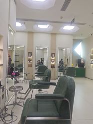 -八佰伴8008星级形象店