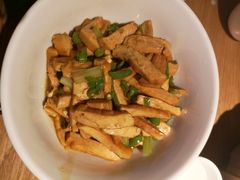 -费大厨辣椒炒肉(万家丽一店)