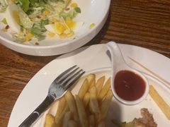 -1886德国汽车餐厅(外滩十六铺码头店)