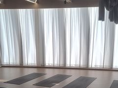 -乐刻瑜伽·普拉提·小瑜荚YogaPod(滨江银泰店)