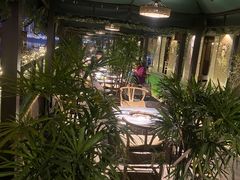 -冰冰龙虾·江湖菜·花园江景餐厅