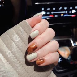 -Momo nail 日系美甲