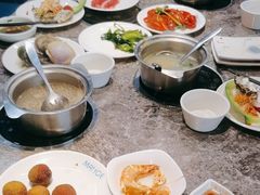 -曼格活海鲜·牛排自助(光明蓝鲸店)