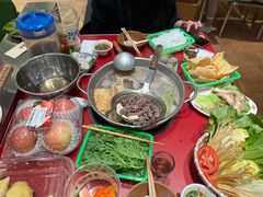 -潮汕·草根牛肉档(上海荟聚城市集市店)