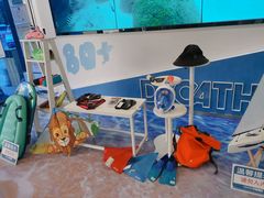 -迪卡侬(顺峰山店)