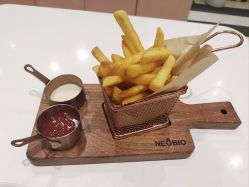 -奈尔宝·儿童乐园·亲子餐厅(华采天地店)