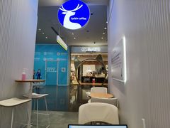 -瑞幸咖啡(长宁来福士B1层店)