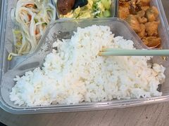 -上海西上海奥杰奥迪汽车销售有限公司(真如店)