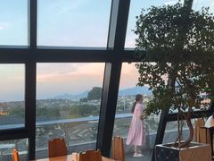 -四月吧餐厅(正阳步行街店)