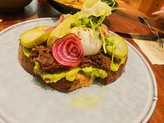 慢煮牛肉温泉蛋吐司-O'mills Sourdough Bakery&Bistro(永嘉路店)