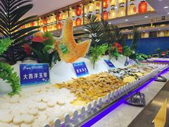 -锤头鲨毛肚海鲜烤肉自助餐厅(国购广场店)