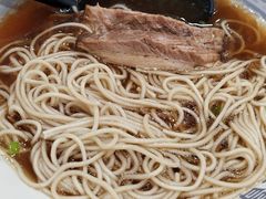 焖肉素什锦面-老盛昌(梅陇店)