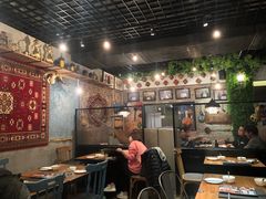 大堂-阿里家·新疆烤肉酒場 by MIG