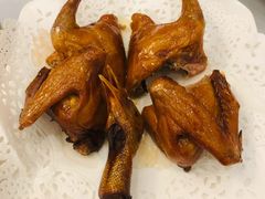 生烧乳鸽皇-广州酒家(文昌总店)