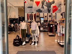 -lululemon(比斯特购物村店)